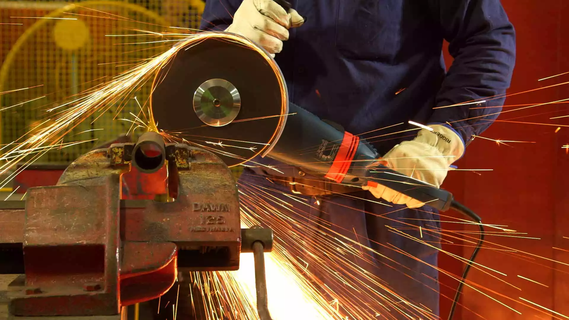 Angle Grinder Safety - OSHA Safety Training Video